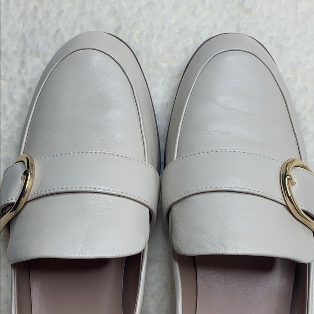 Essex Lane cream leather shoes with gold buckle - Picture 12 of 14